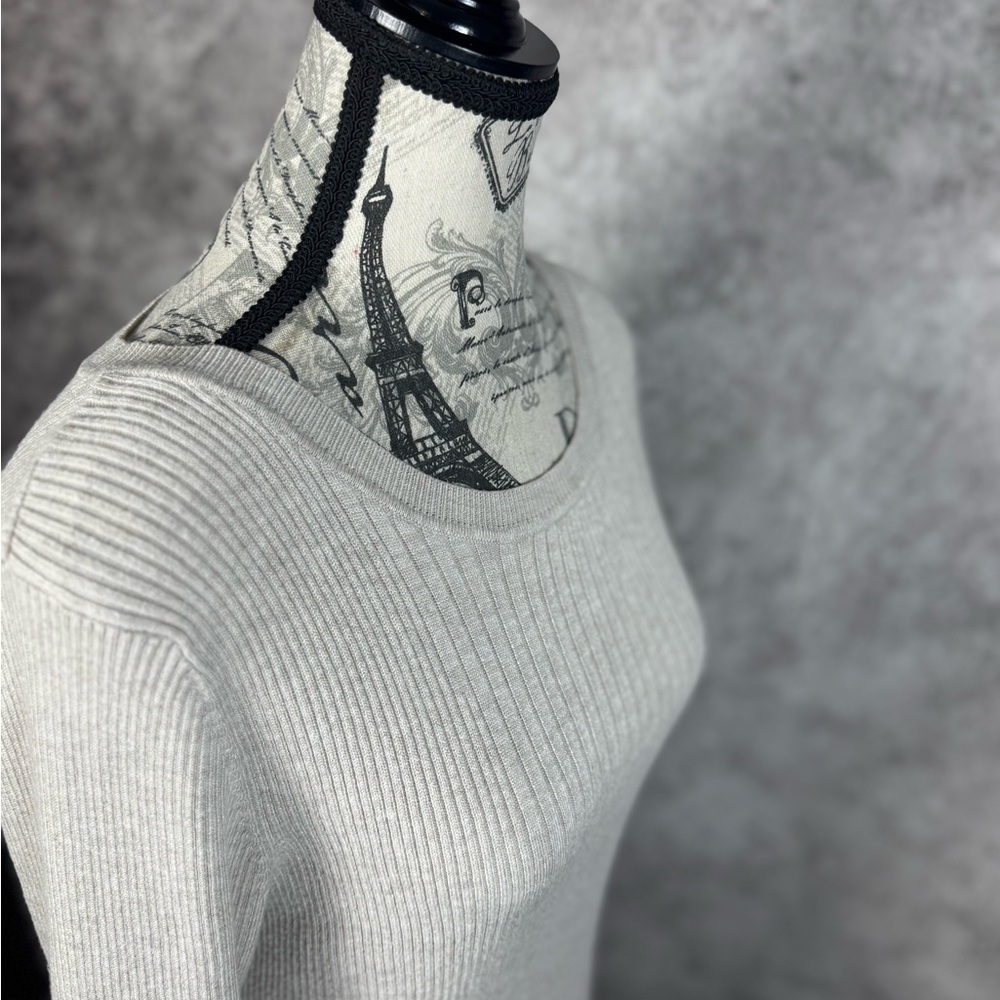 Liz Claiborne Minimalist Beige Ribbed Knit Top Casual Work W buttons Size Large - Picture 7 of 9